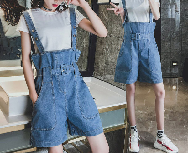 Salopeta scurta de dama din denim cu centura