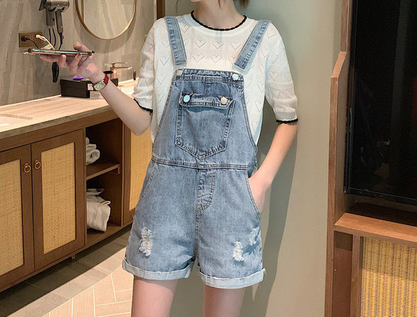 Γυναικείες κοντές  ολόσωμες φόρμες με σκισμένα μοτίβα