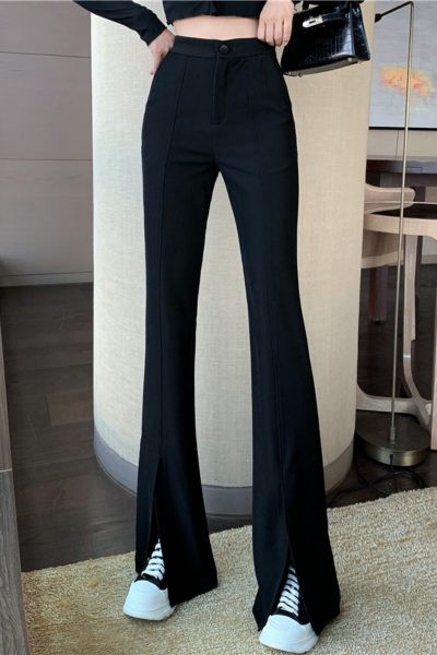 Novi model ženskih hlača sa visokim strukom i prorezima u crnoj boji