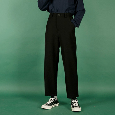 Широк дамски панталон с висока талия-в черен цвят