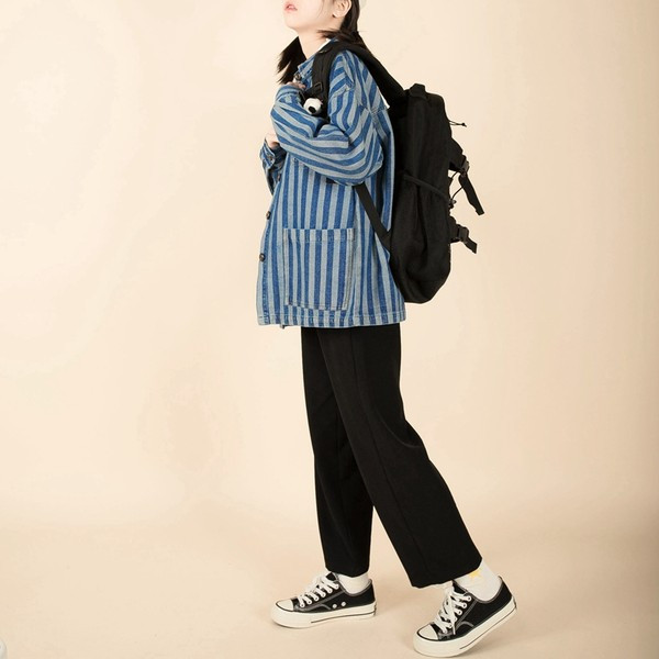 Pantaloni largi de dama cu talie inalta - in negru