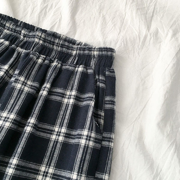 Pantaloni dama in carouri cu talie elastica