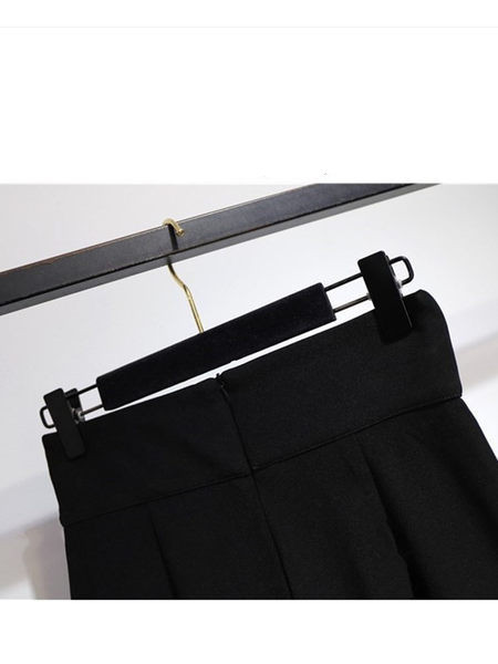 Нов модел дамски широк панталон в черен цвят