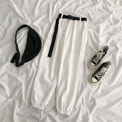 Pantaloni de dama cu curea si buzunare in patru culori