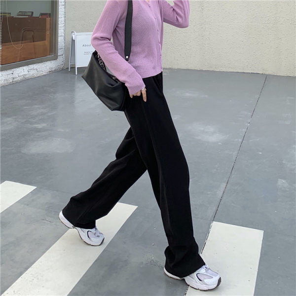 Pantaloni largi de dama cu talie inalta si nasturi