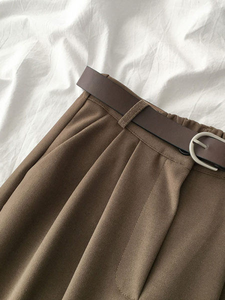 Pantaloni moderni de dama cu centura si talie inalta in negru si maro