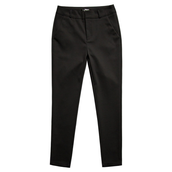Нов модел дамски панталон в черен цвят - дължина 9/10