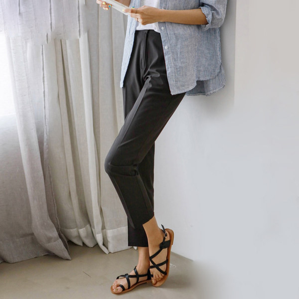 Model nou pantaloni dama model drept in albastru si negru