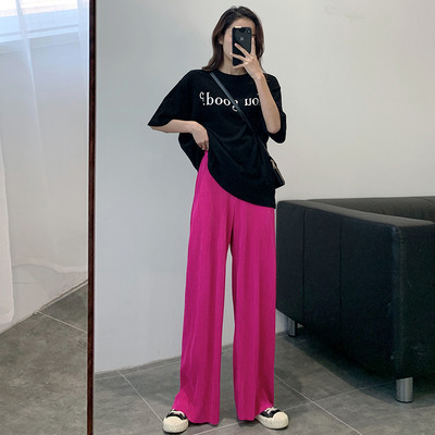 Ležerni model hlača na nabore