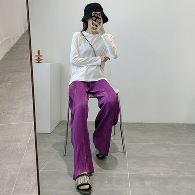 Ležerni model hlača na nabore