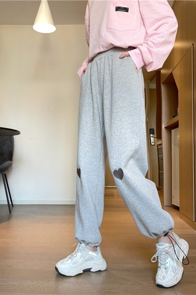Pantaloni casual dama cu talie inalta si broderie inima