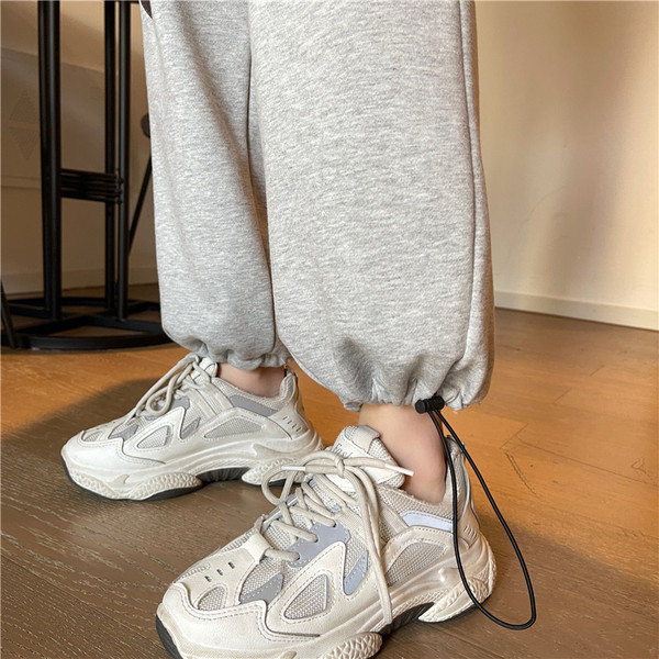 Pantaloni casual dama cu talie inalta si broderie inima