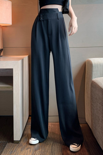 Aktualne hlače na gumbe i visokog struka