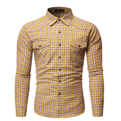 Moderna karirana košulja s džepovima i pripijenim modelom na gumbe