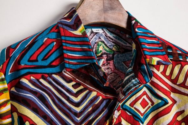 Cămașă casual pentru bărbați cu nasturi cu model și mâneci scurte