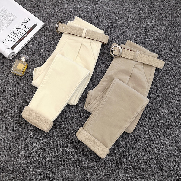 Pantaloni de dama cu centura bej