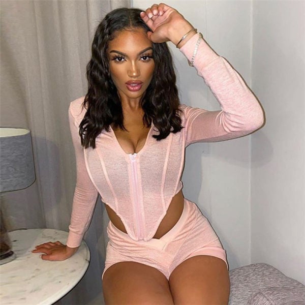 Šiuolaikinis moteriškas šortų ir palaidinės komplektas su užtrauktuku