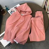 Moteriškas modernus sportinis kelnių komplektas ir palaidinė su gobtuvu