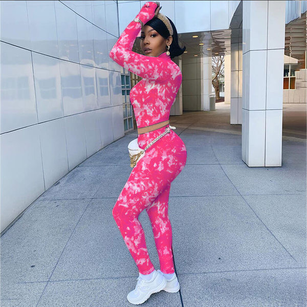 Moderan ženski komplet tajica i kratke dukserice sa patentnim zatvaračem