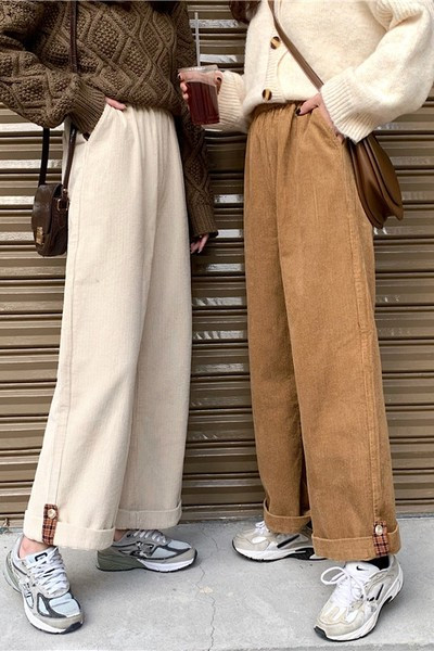 Pantaloni casual dama cu buzunare - model lat