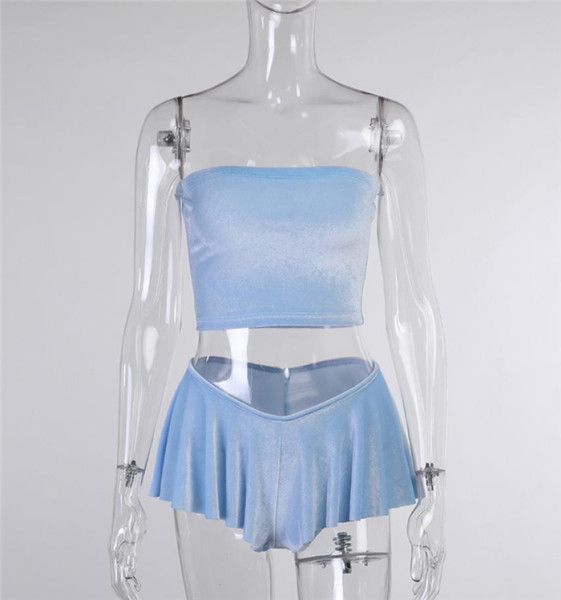 Set casual de dama de pantaloni scurti si bustiera