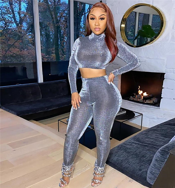 Set modern de jambiere și bluză scurtă de damă