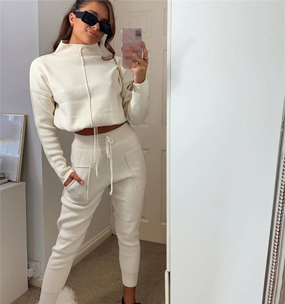 Set casual de dama de pantaloni si bluza cu cravate