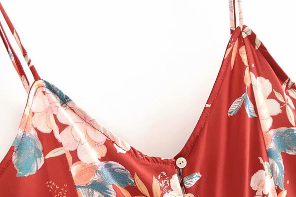 Κοντή ολόσωμη φόρμα -φαρδύ μοντέλο  και κουμπιά