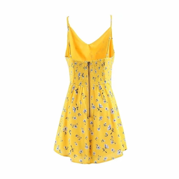 Salopeta scurta cu decupaje