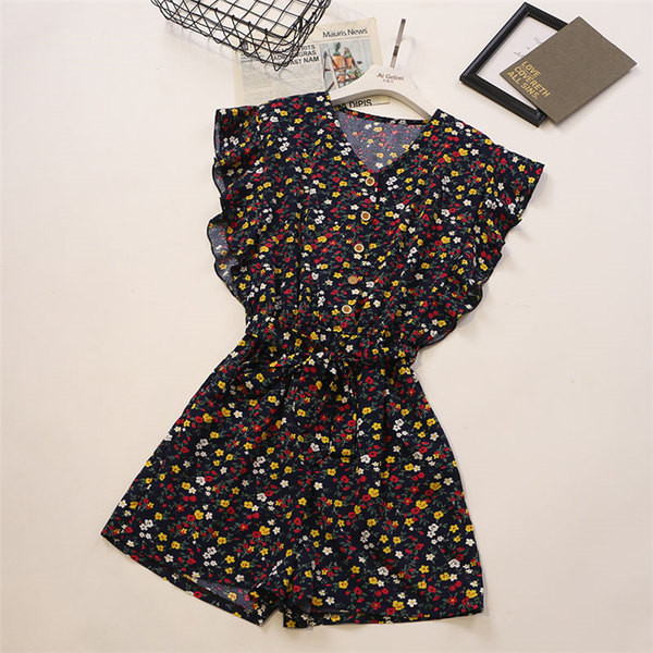 Salopete de dama actuale cu motive florale