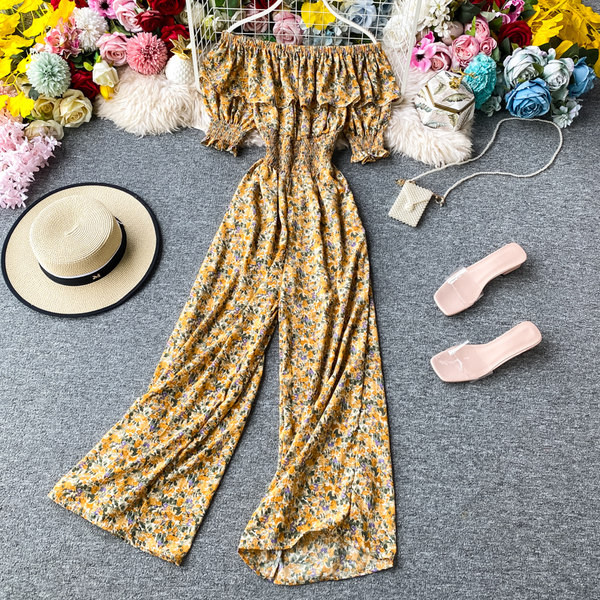 Ženski dugi kombinezon s cvjetnim uzorkom i kovrčama