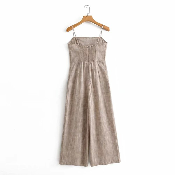 Salopeta de dama cu picioare late si nasturi