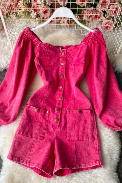 Salopeta scurta de dama cu nasturi si buzunare in culoarea roz