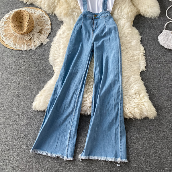 Ženski moderni kombinezon s plavim naramenicama