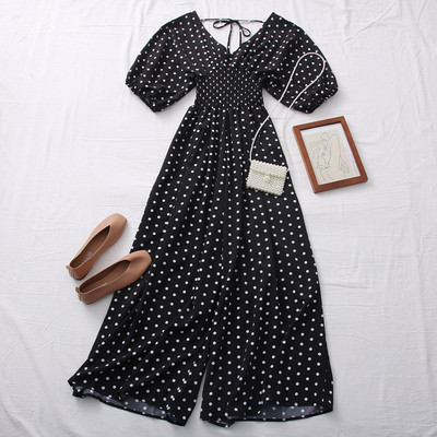 Salopetă de damă modernă cu buline cu decolteu spitz în mai multe culori