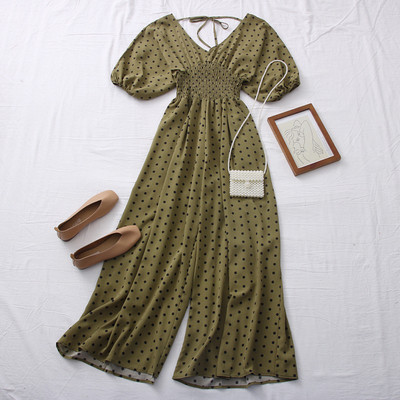 Salopetă de damă modernă cu buline cu decolteu spitz în mai multe culori