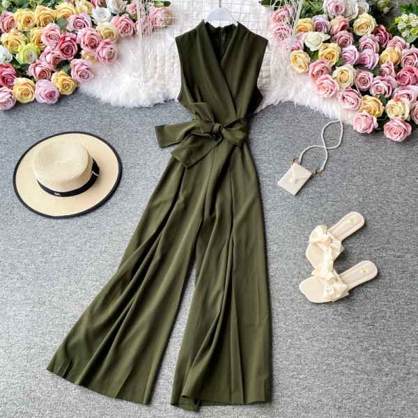 Salopetă lungă de damă cu decolteu spitz și cravate