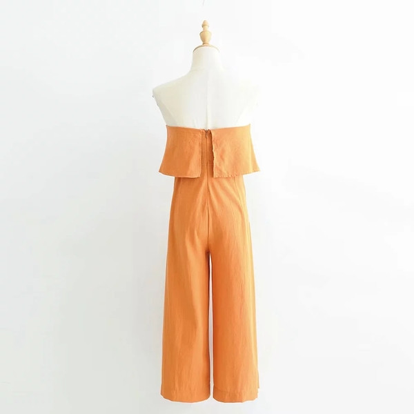 Salopeta de dama cu picioare late si umerii goi