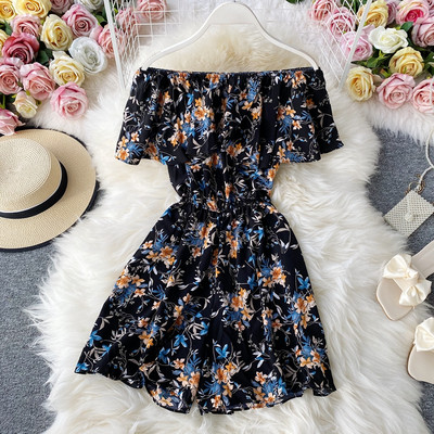 Salopetă scurtă de damă cu model floral și talie elastică