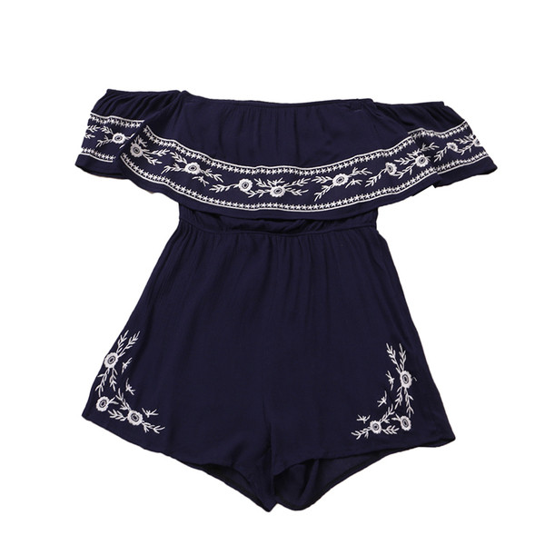 Salopeta de dama moderna cu decolteu barca si broderie