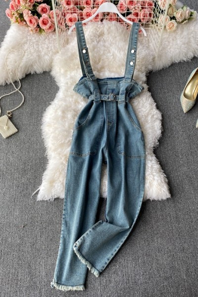 Salopeta de dama din denim cu centura si bretele