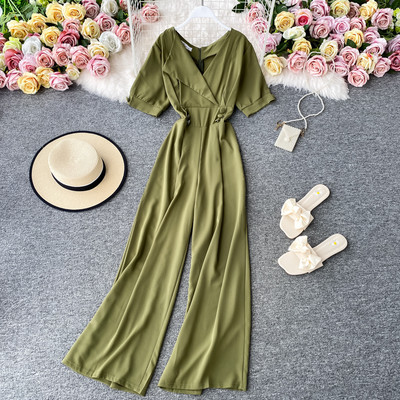 Salopetă lungă de damă cu mâneci scurte și decolteu spitz