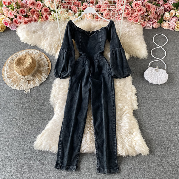 Salopetă de damă din denim cu umerii goi în albastru