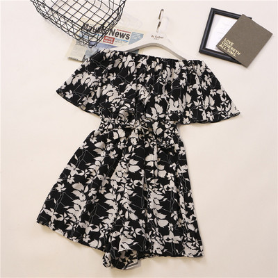 Salopeta de dama cu motive florale si decolteu barca