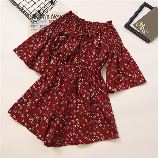 Γυναικεία ολόσωμη φόρμα με κοντά μανίκια και κορδόνια