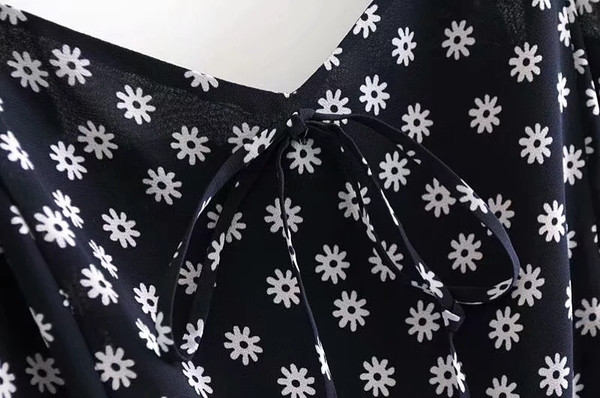 Salopeta lunga cu model floral