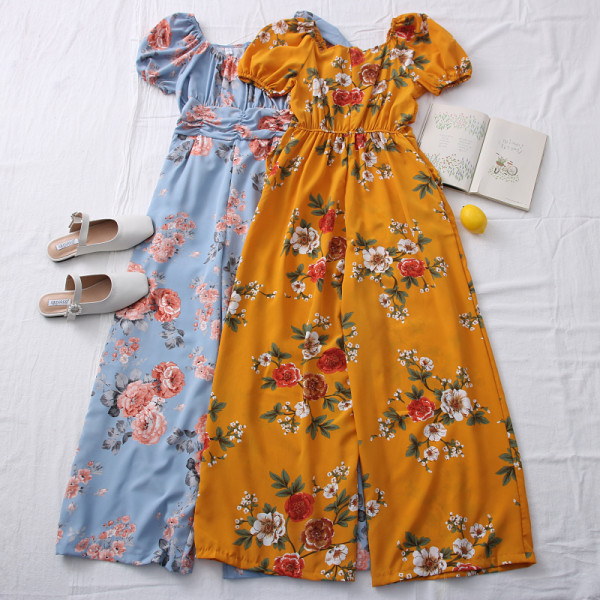 Casual γυναικεία ολόσωμη φόρμα με λουλουδάτο μοτίβο και στρογγυλή λαιμόκοψη