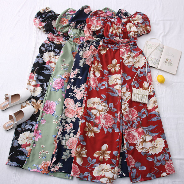 Casual γυναικεία ολόσωμη φόρμα με λουλουδάτο μοτίβο και στρογγυλή λαιμόκοψη