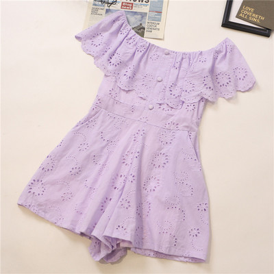 Salopeta de dama actuala cu nasturi si decolteu barca