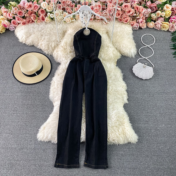 Salopeta de dama din denim cu cravate si decor metalic